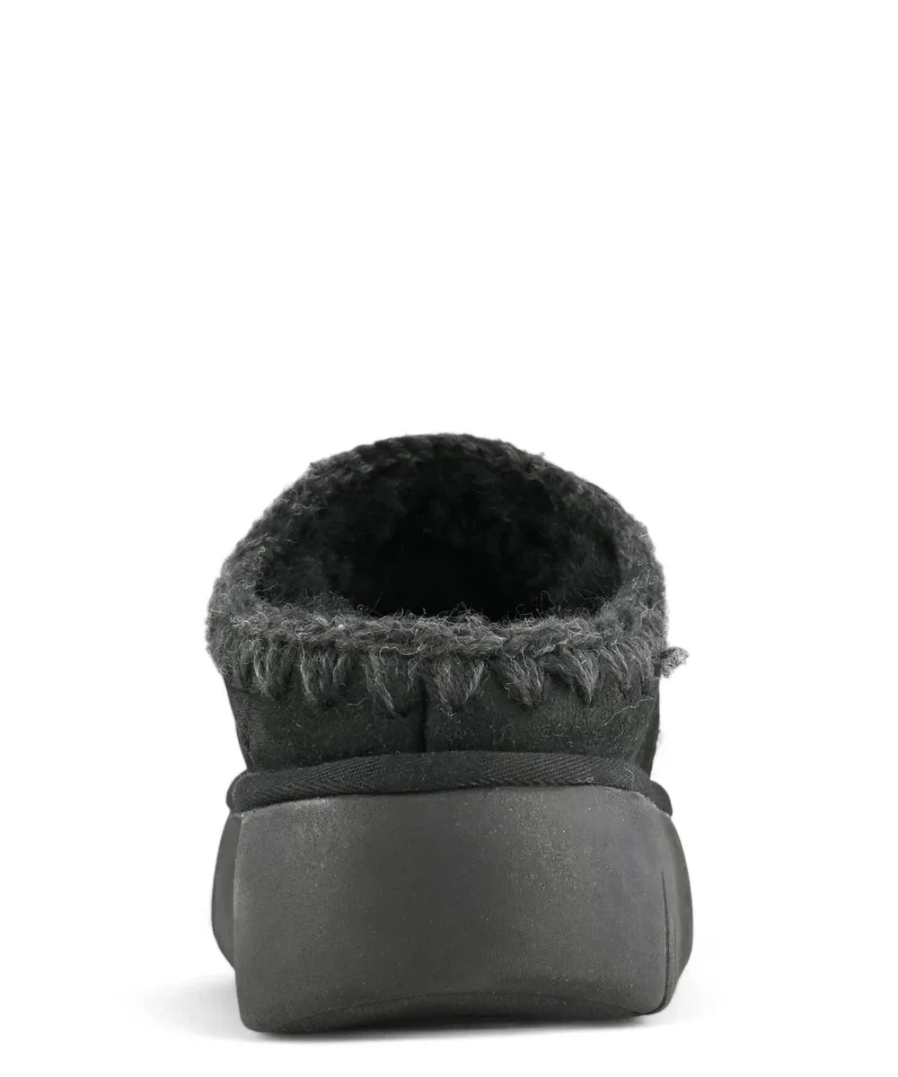 Bounce Clog con Logo Metallico