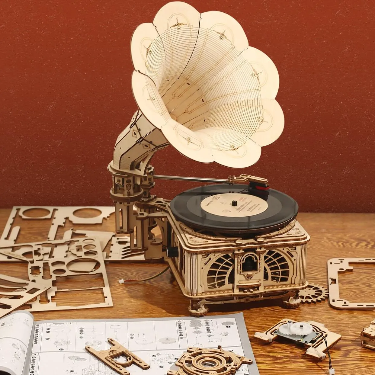 Crank Classic Gramophone Kit | Kidstoylover - DIY Wooden Assembly Toy